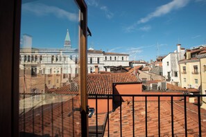 Suite con Terrazza | Vue sur la ville