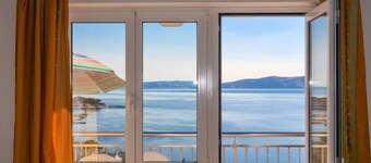 Apartamento Elena by Interhome