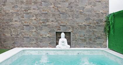 Maison de vacances "Villa Españolillas" avec vue sur les montagnes, piscine, terrasse et Wi-Fi.