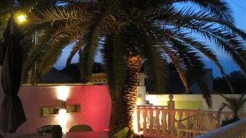 Utendørsservering