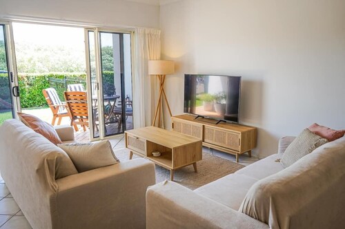 The Esplanade-Amazing 3 bed, 2 Bath, Pool