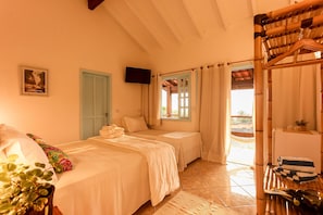 Panoramic Room | Iron/ironing board, free WiFi - Porto Atobá (Ilhabela)