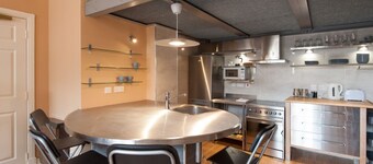 Royal Mile Mansions by Edinburgh City Apartments