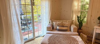 Charming Waterfront Cape Cottage with Private Beach and Beautiful Water Views