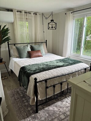 2 sovrum, strykjärn/strykbräda, gratis wi-fi och sängkläder