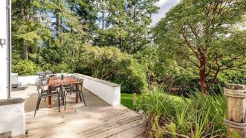 House, Multiple Beds | Balcony