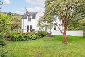 House, Multiple Beds | Property grounds