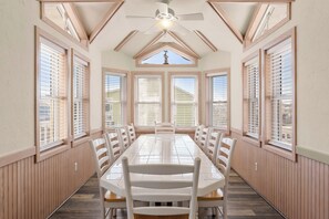 Dining - O'Shinn View: Short Walk to Beach | Pool, Hot Tub (Corolla)
