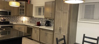 Peaceful getaway just 2 min walk t the lake