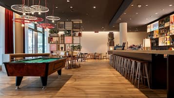 Bar (in der Unterkunft)