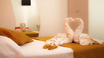 Standard-Doppelzimmer, 1 Queen-Bett, Nichtraucher, mit Bad