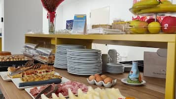 Petit déjeuner buffet compris tous les jours