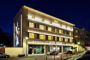Front of property - Hotel Ferreus Modern Art Deco (Kraków)