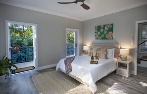 Premium bedding, in-room safe, travel cot, free WiFi - The Hideaway Hull Bay (St. Thomas)