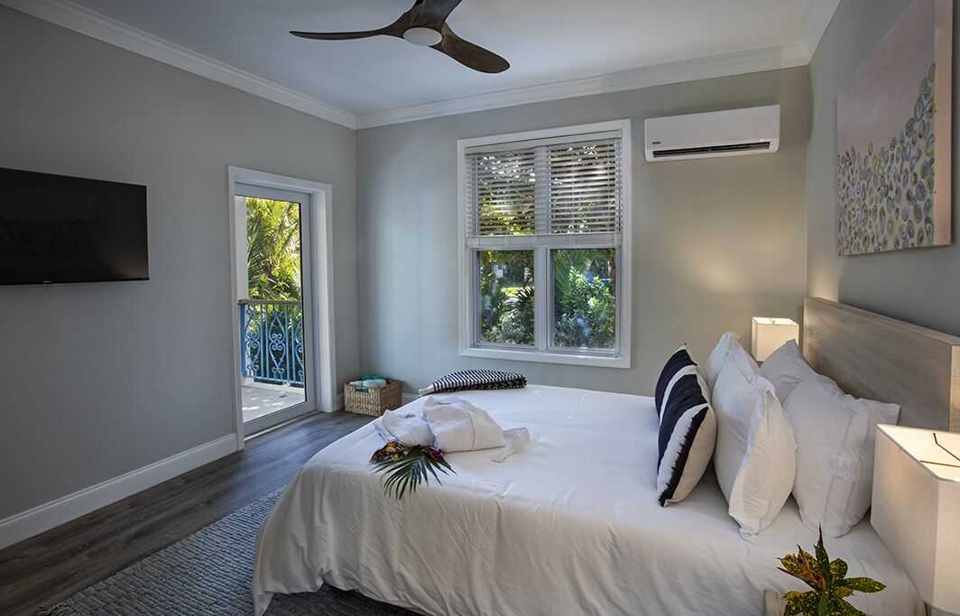 The Hideaway Hull Bay