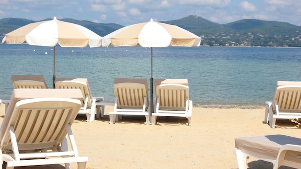 Beach nearby, 2 beach bars - Hotel des Marres (Ramatuelle)