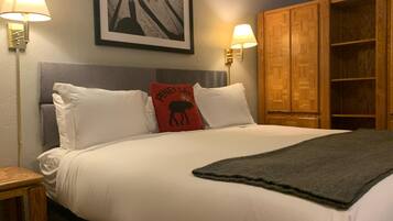 House, 1 Queen Bed with Sofa bed (Lift House Lodge, Premium Studio)