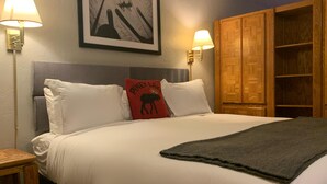 开间, 1 张大床和 1 张沙发床 (Lift House Lodge, Vail Lionshead Stud) | 床单