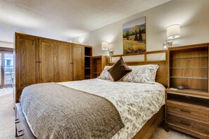 Estudio, 1 cama Queen size y sofá cama (Lift House Lodge, Downtown Lionshead )