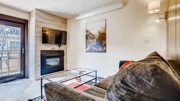 Studio, 1 queensize-seng med sovesofa (Lift House Lodge, Downtown Lionshead ) | Oppholdsrom