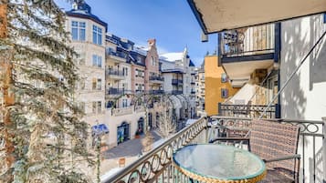 Studio, 1 queensize-seng med sovesofa (Lift House Lodge, Downtown Lionshead ) | Balkong