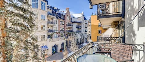 Studio, 1 Queen Bed with Sofa bed (Lift House Lodge, Downtown Lionshead ) | Balcony