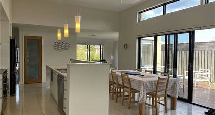 Anglers Rest at Sunderland Bay