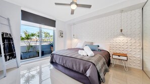 3 多间卧室、熨斗/熨衣板、上网接入、床单