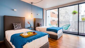 Two-Bedroom Apartment with Balcony | 2 bedrooms, individually decorated, laptop workspace, blackout drapes