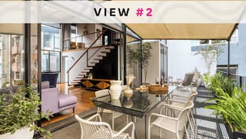 Luxury Penthouse with Terrace | Terrasse/Patio