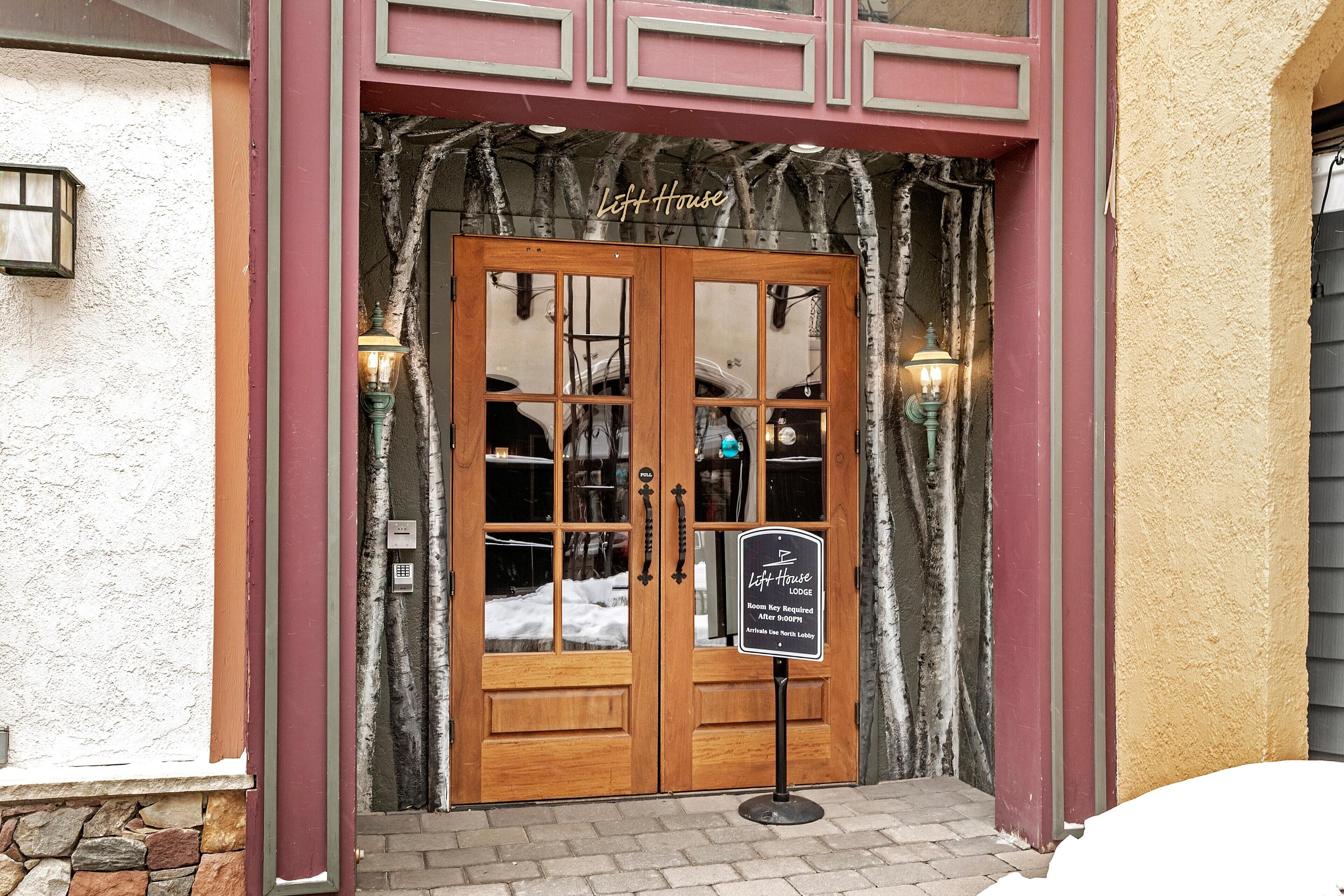 House, 1 Queen Bed with Sofa bed (Lift House 403, Studio Condo in Vail ) | Exterior