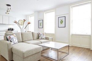 Classic Apartment | Living area | TV