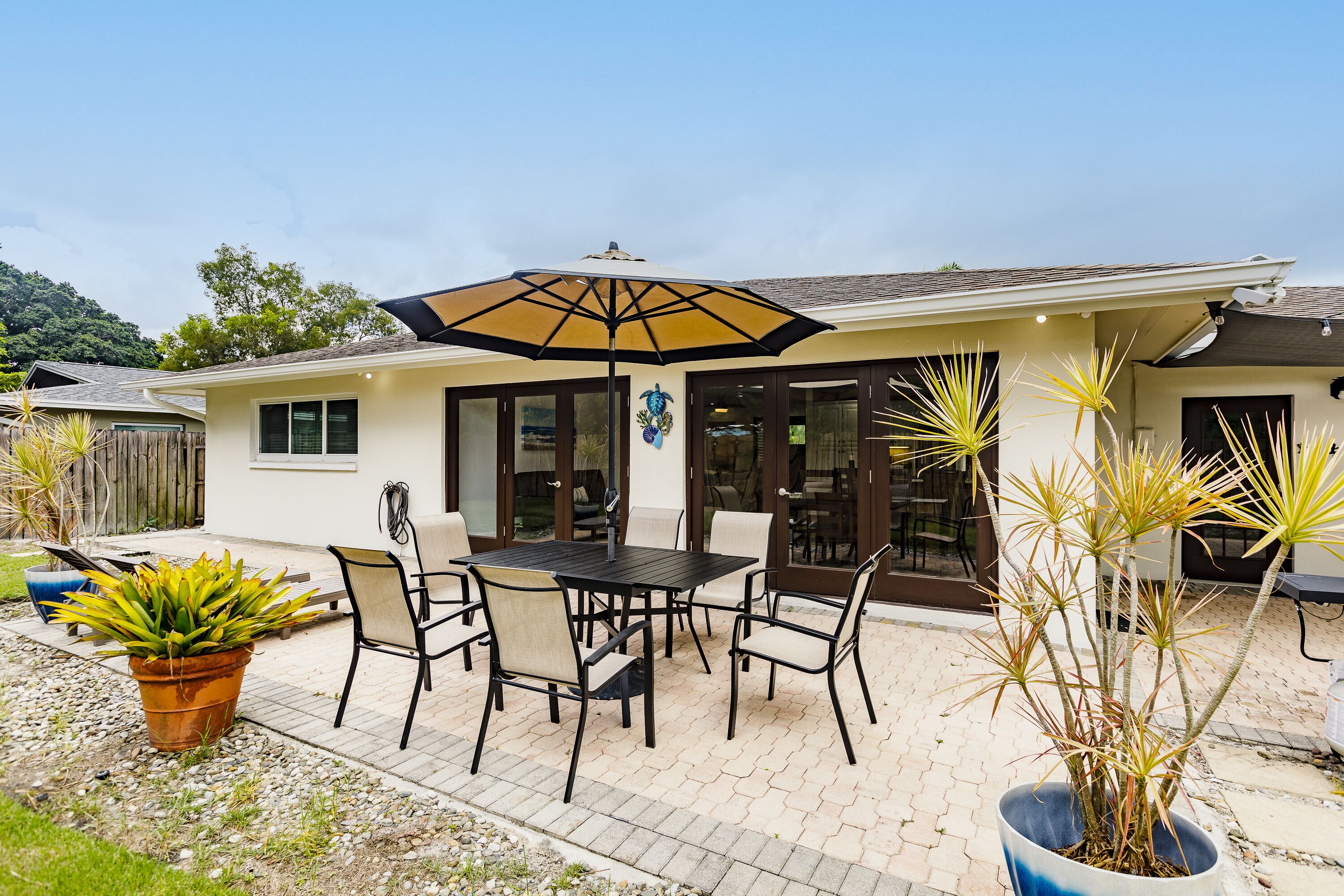 Renovated 3br Home, 5 Minutes from Clam Pass Park