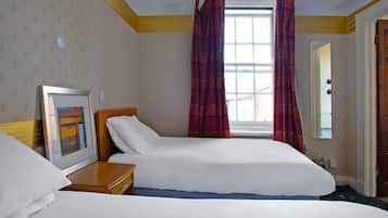 Standard Twin Room, 2 Twin Beds | Bed sheets
