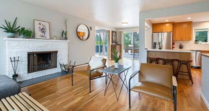 Perch - Gathering Spot: Spacious 5BR home in Shoreline