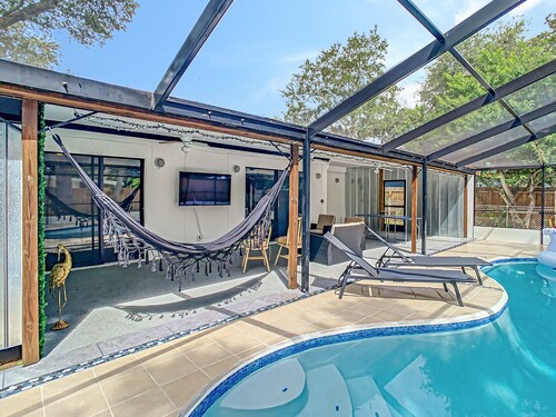 Mad Beach Bungalow w/ Heated Pool - 4 Mins to Madeira Beach
