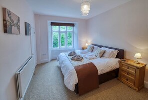 3 Schlafzimmer, Bügeleisen/Bügelbrett, kostenloses WLAN, Bettwäsche