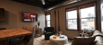 1 BDRM Downtown Minocqua! Perfect for couples or work trips!