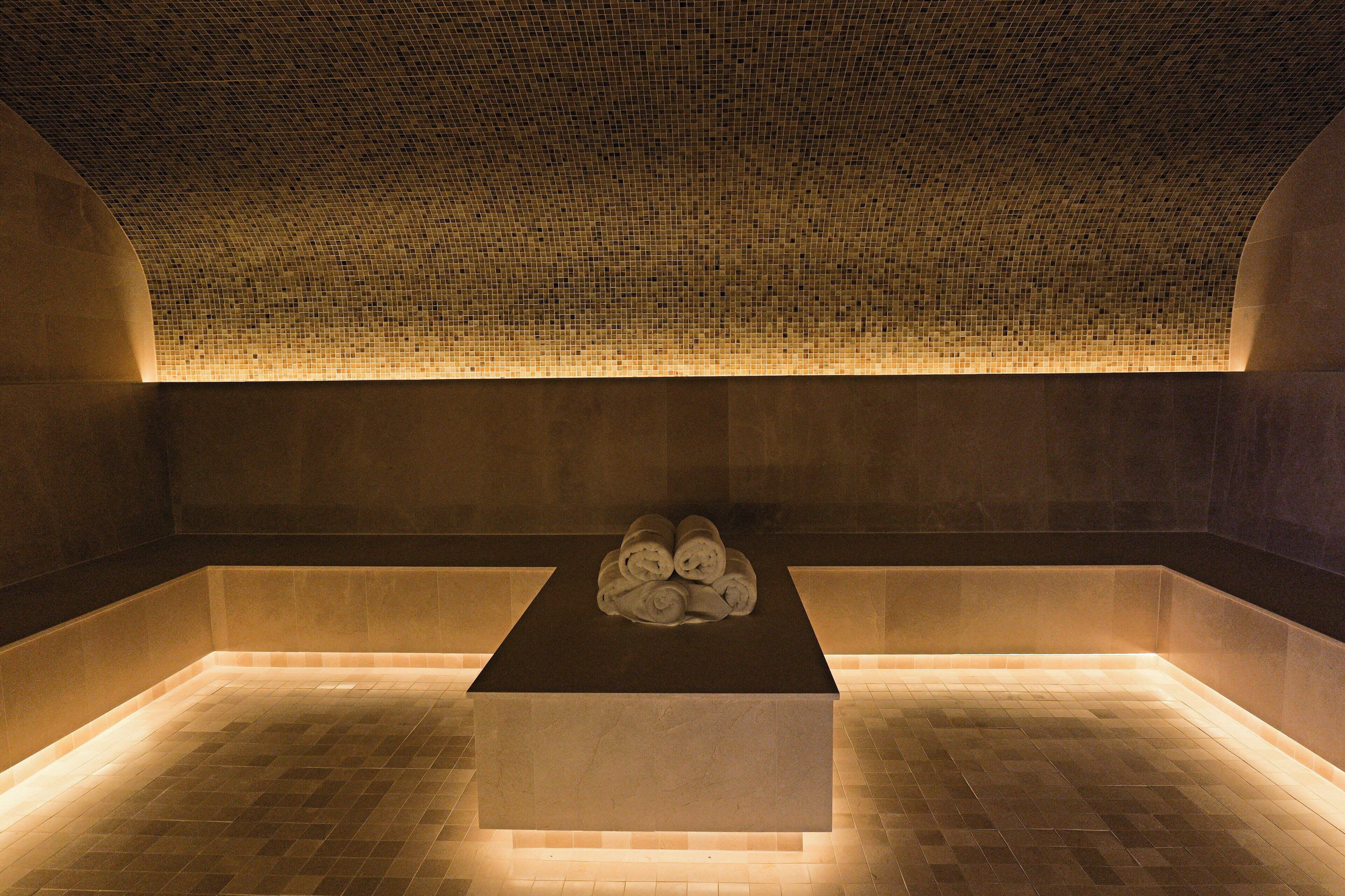 Salas para tratamentos a dois, sauna seca, sauna a vapor