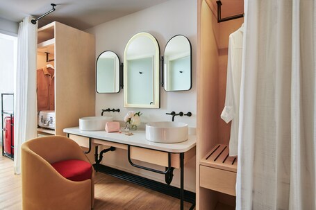 Virgin Hotels New York City - Image 27