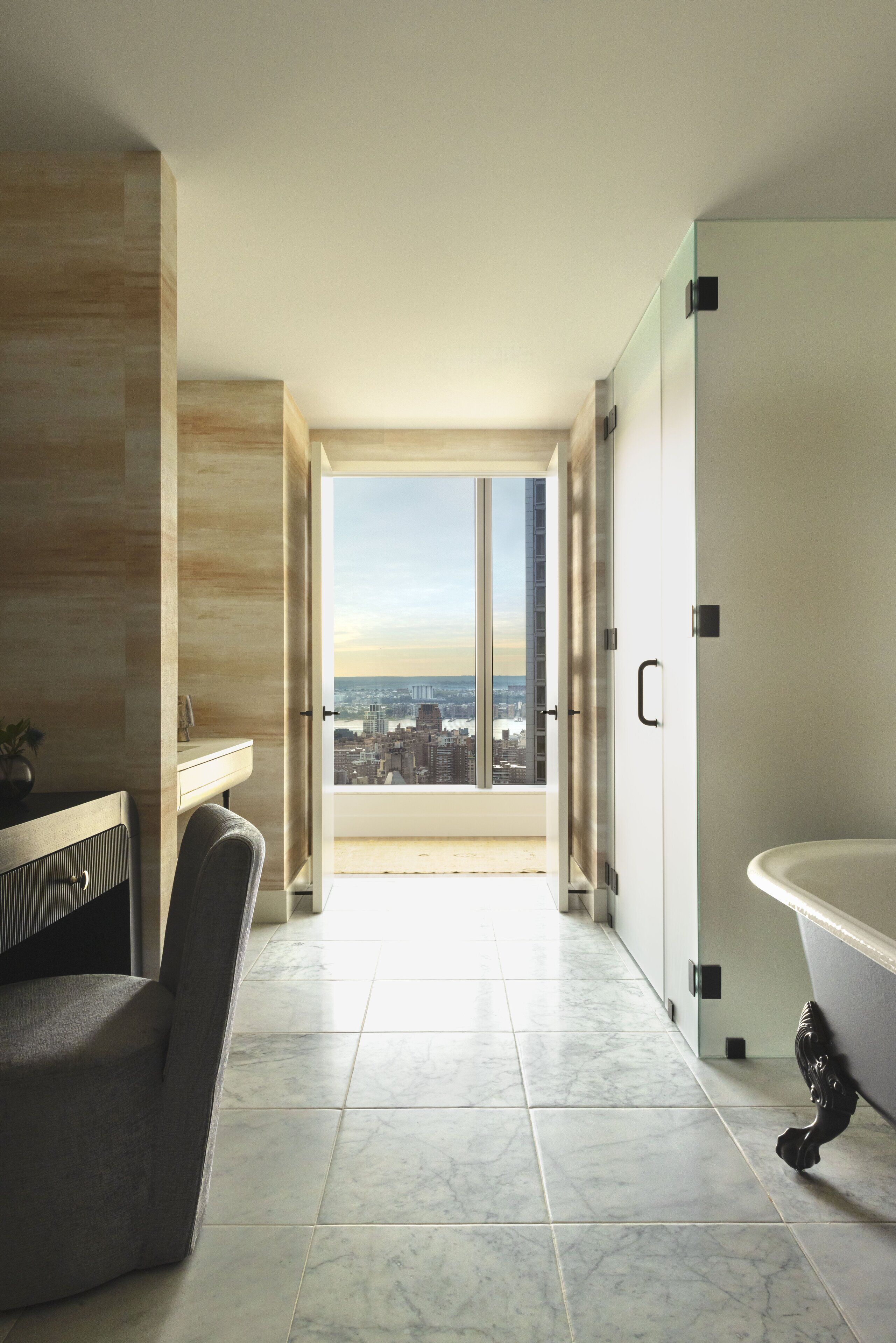 Dusche, Regendusche, Designer-Toilettenartikel, Haartrockner