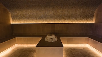 Couples treatment rooms, sauna, steam room, Turkish bath