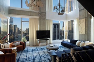 Smart TV 55 polegadas com canais digitais, TV, Netflix