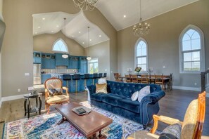 Smart-TV, Tischtennisplatte