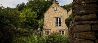 Beautiful Cotswolds Cottage & Garden