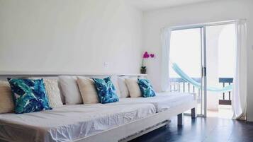 2 slaapkamers, een strijkplank/strijkijzer, wifi, beddengoed