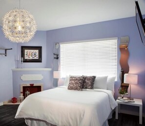 Desk, iron/ironing board, free WiFi, bed sheets