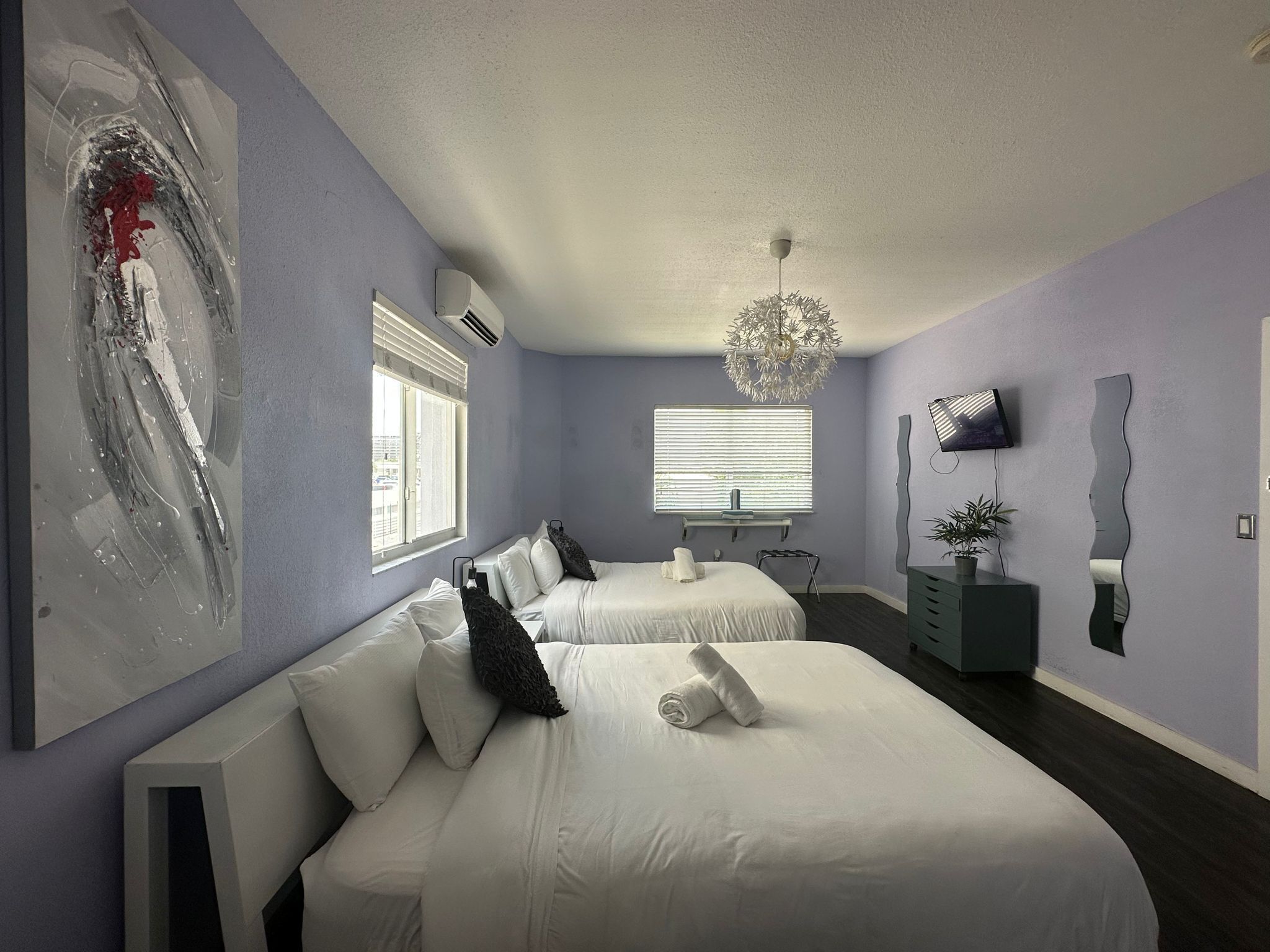 尊爵套房 | 書桌、熨斗/熨衣板、免費無線上網、床單