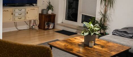 Smart TV, books, printers