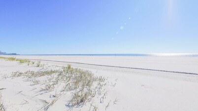 Oversized Family Beach Block Duplex with Game Room